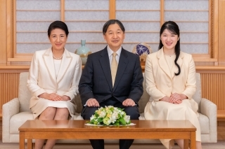 新年用御一家（天皇皇后両陛下並びに愛子内親王殿下）（令和5年1月1日（日））